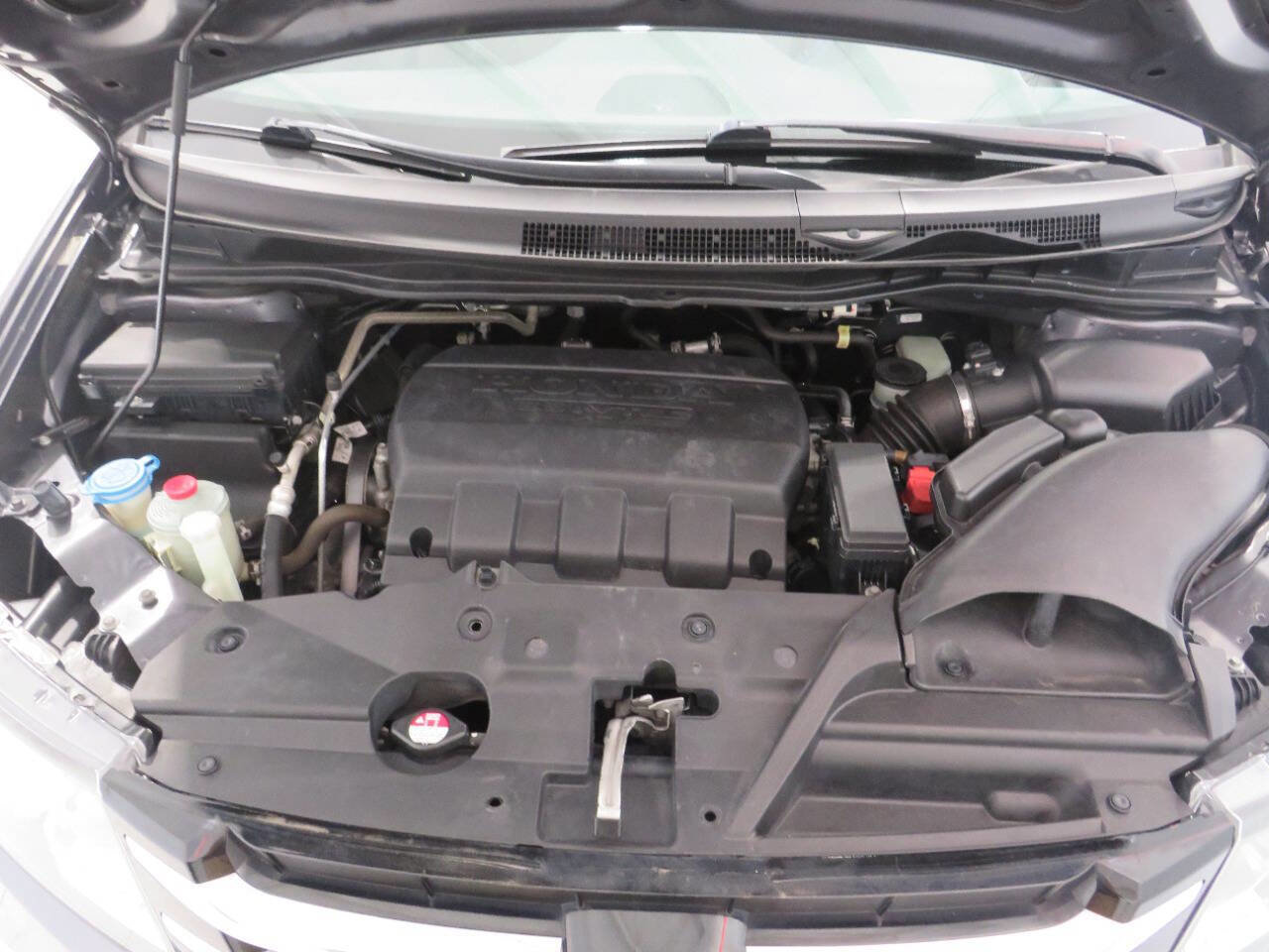 Used 2017 Honda Odyssey SE image 27