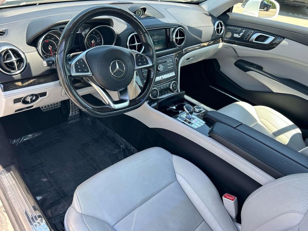 Used 2017 Mercedes-Benz SL 450 image 9