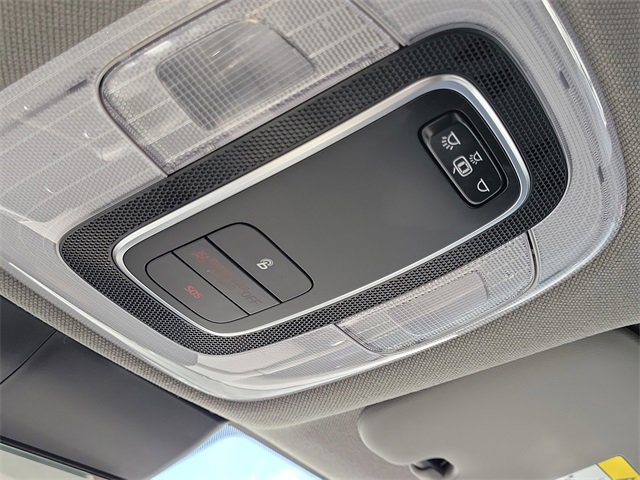 Used 2022 Hyundai Elantra SEL w/ Cargo Package image 24