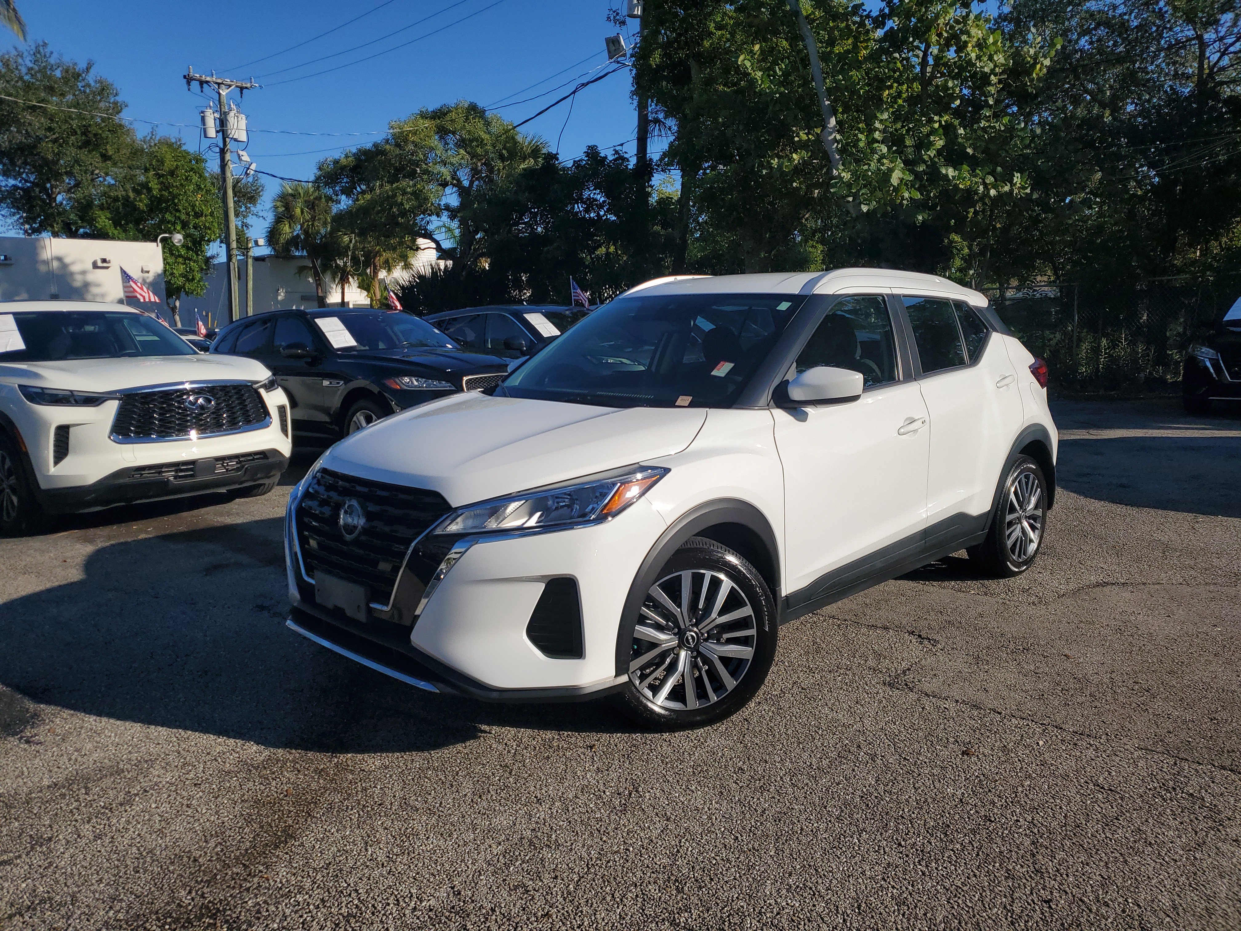 Certified 2023 Nissan Kicks SV image 30