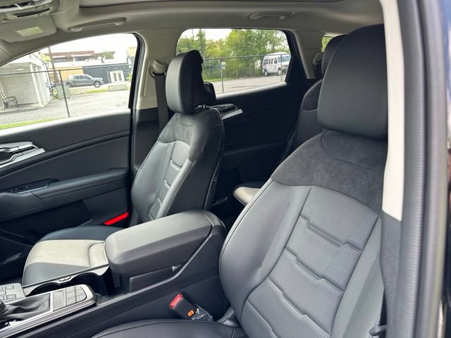 New 2026 Kia Sportage SX FWD image 8