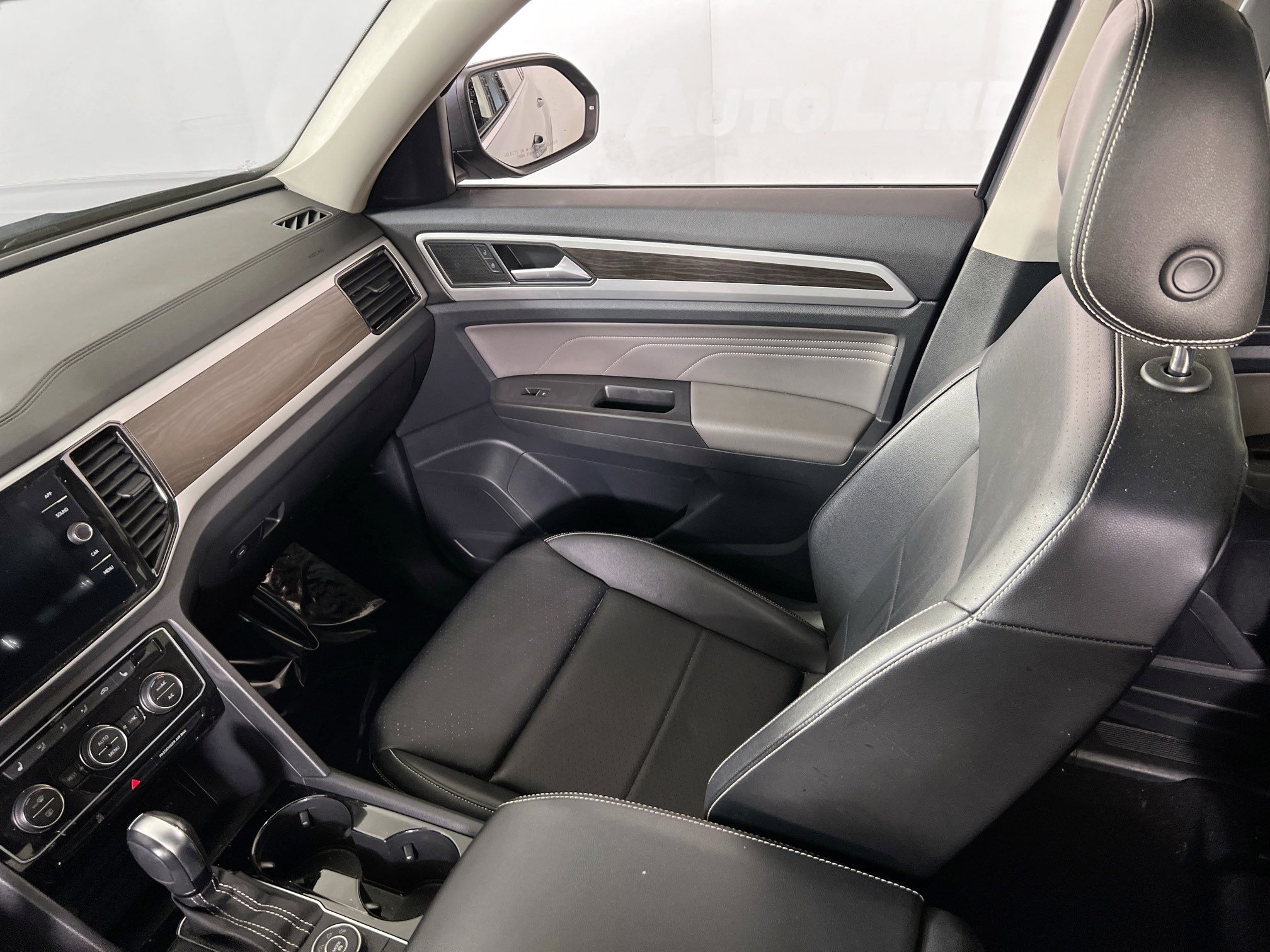 Used 2022 Volkswagen Atlas SE image 23