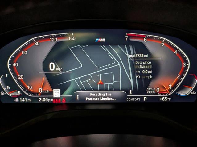 Used 2025 BMW X4 xDrive30i w/ Premium Package image 11