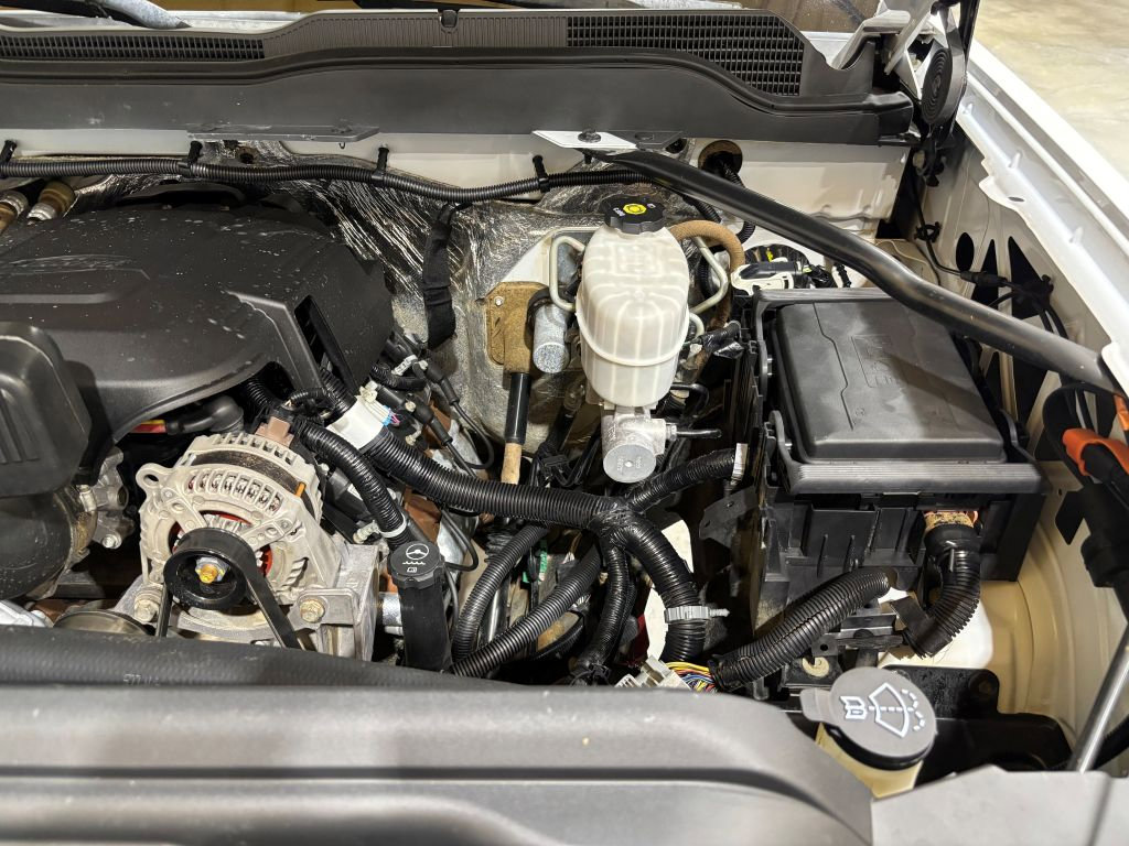 Used 2018 Chevrolet Silverado 2500 W/T w/ Snow Plow Prep Package image 25