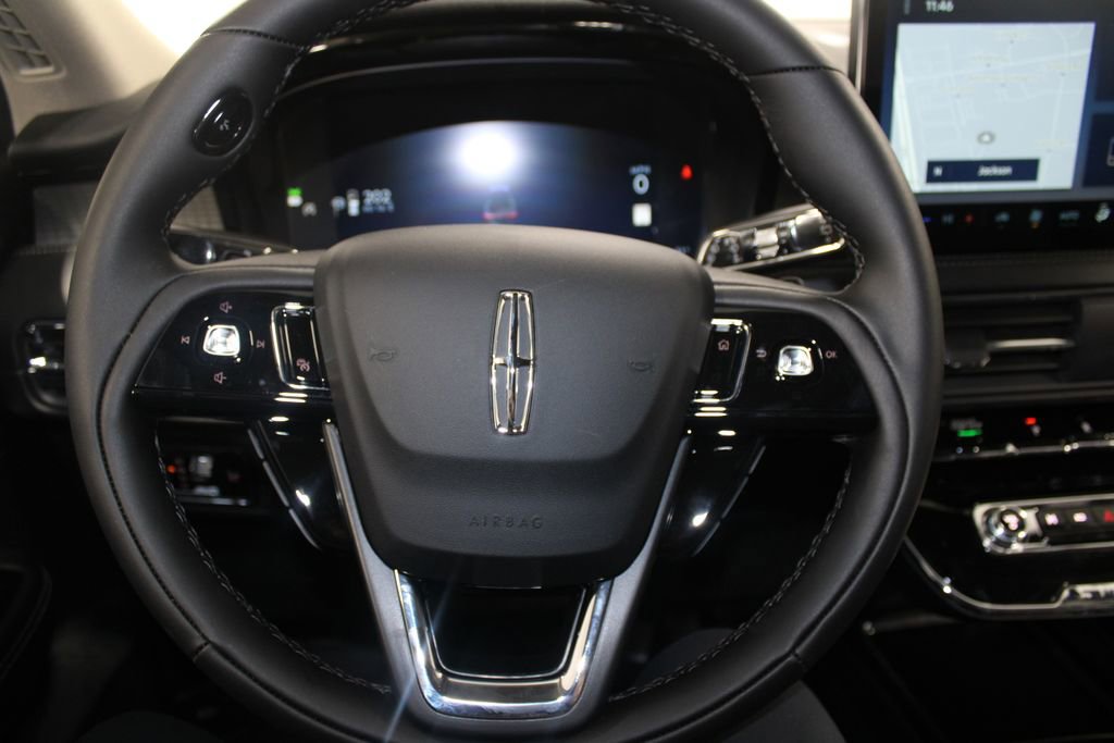 New 2026 Lincoln Corsair Premiere image 33