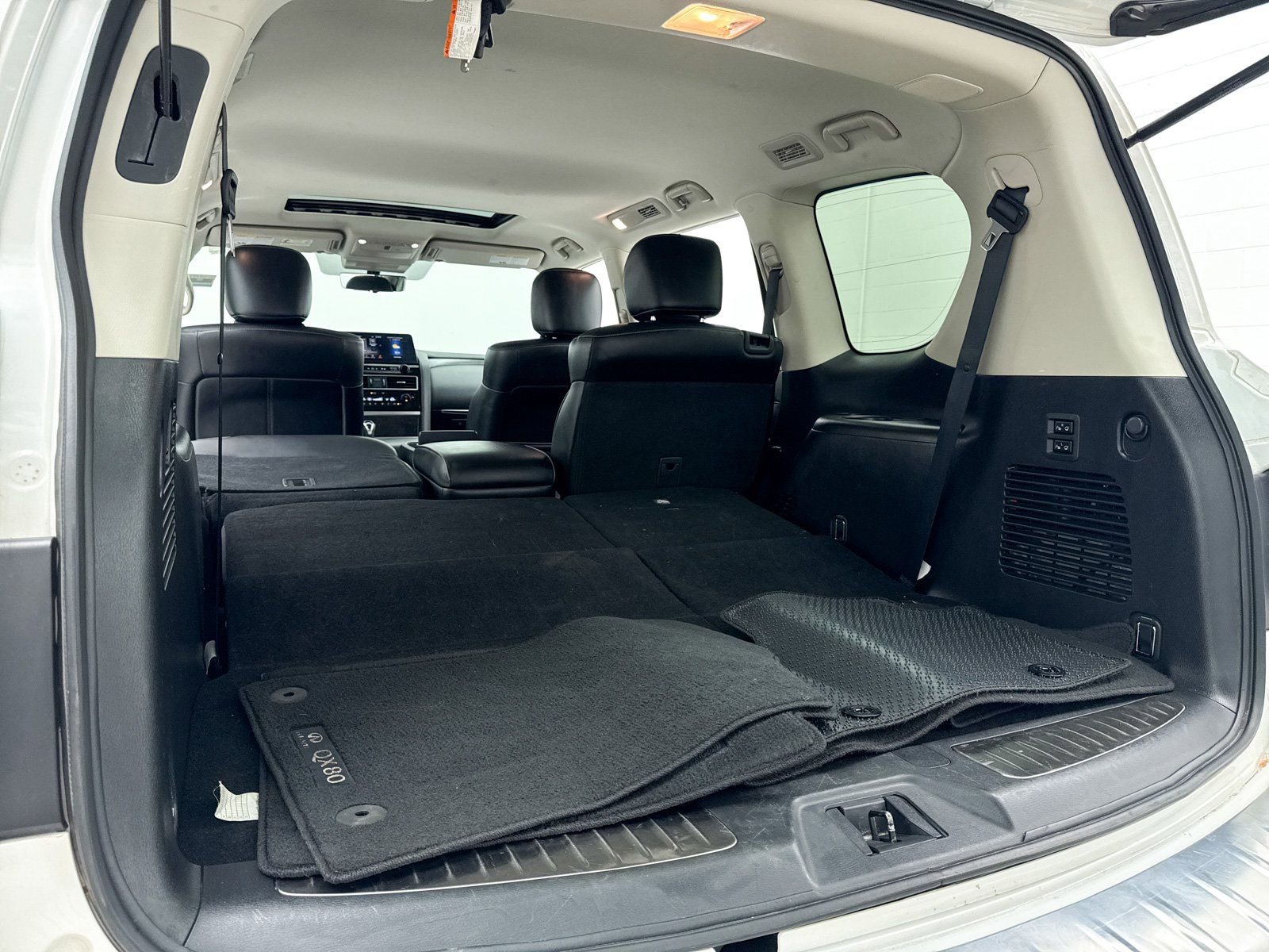Used 2024 INFINITI QX80 Luxe image 33