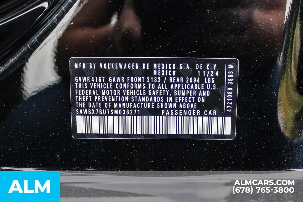 Used 2025 Volkswagen Jetta Sport FWD image 38