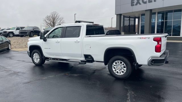 Used 2024 Chevrolet Silverado 3500 LT w/ Convenience Package image 3
