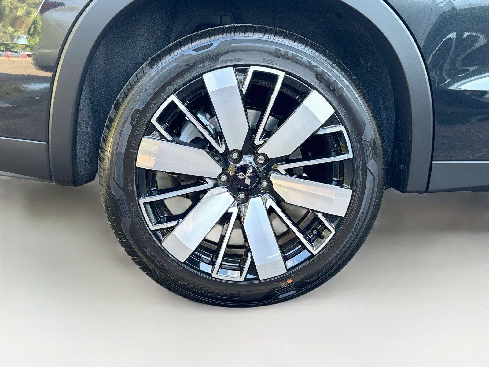 New 2026 Mitsubishi Outlander SE FWD image 35