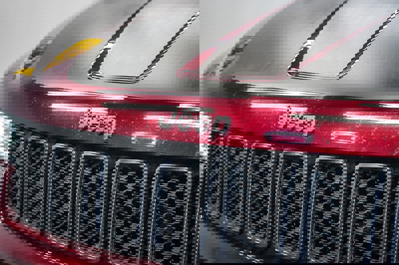 Used 2019 Jeep Grand Cherokee Trailhawk w/ Trailhawk Luxury Group image 8