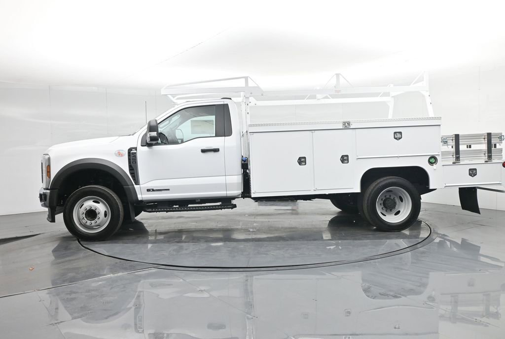 New 2025 Ford F450 XL w/ XL Chrome Package image 41
