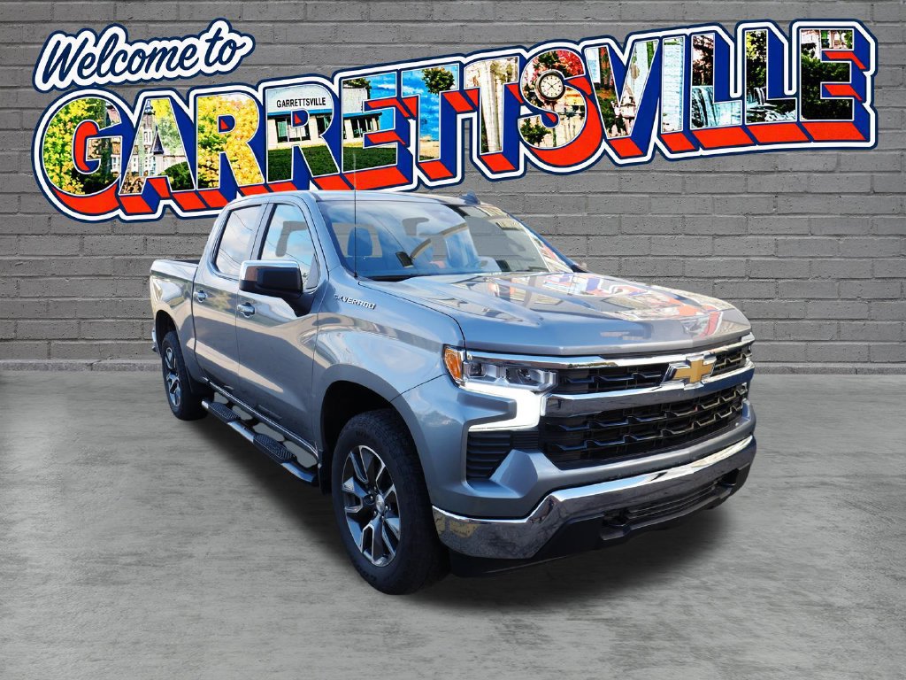 Used 2023 Chevrolet Silverado 1500 LT AWD/4WD image 18