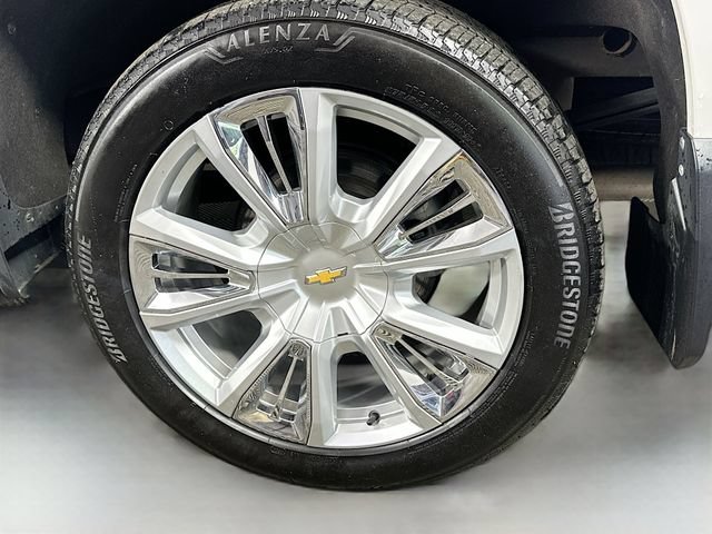 Used 2024 Chevrolet Silverado 1500 High Country w/ High Country Premium Package AWD/4WD image 31