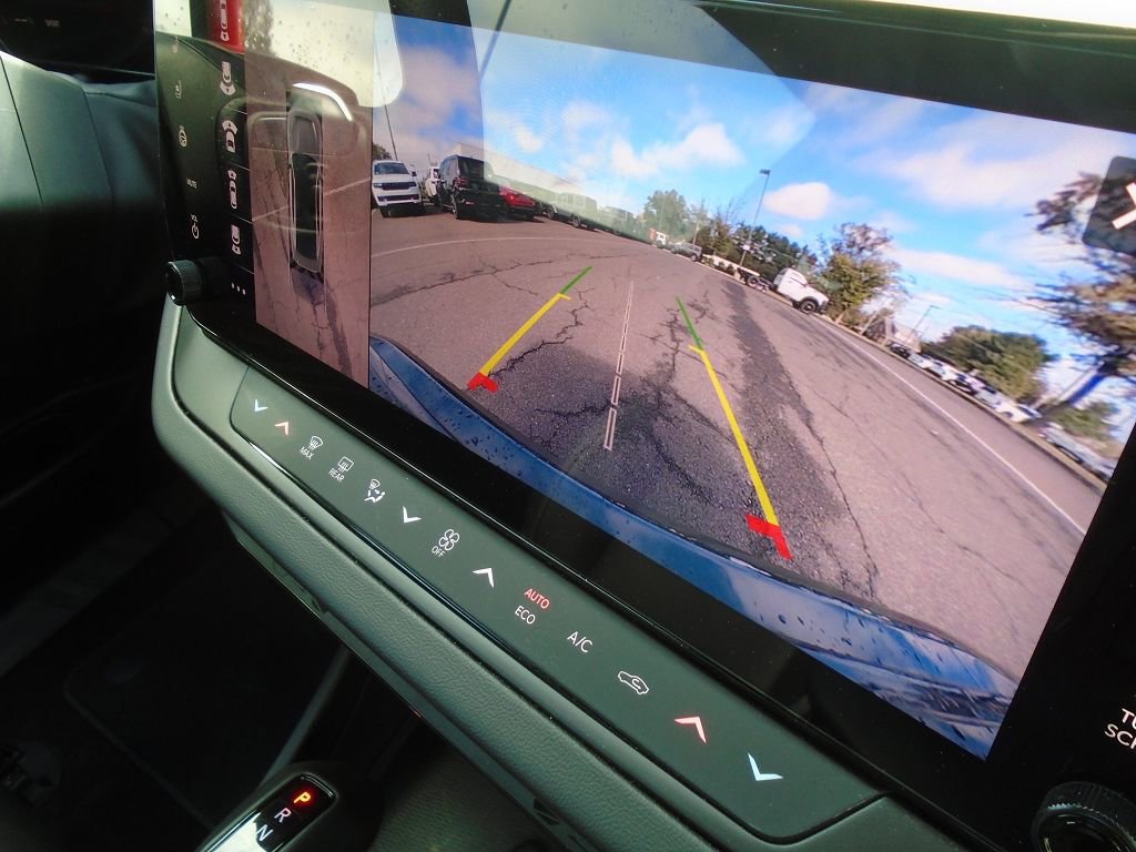 Used 2024 Dodge Charger R/T w/ Plus Group image 29