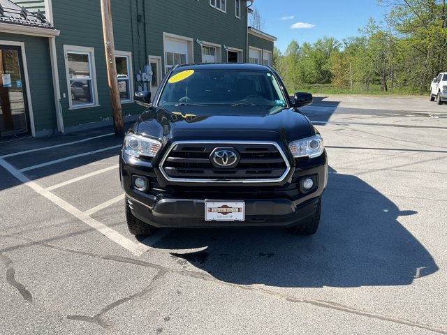 Used 2019 Toyota Tacoma SR5 AWD/4WD image 4