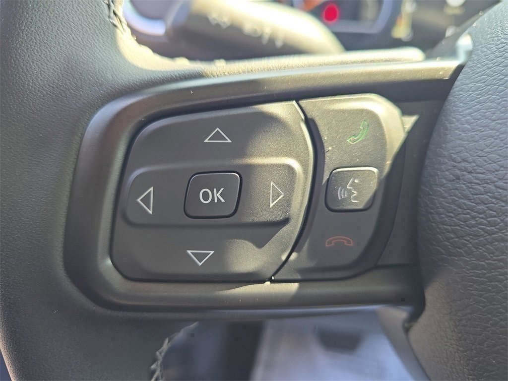 New 2025 Jeep Gladiator Sport image 17