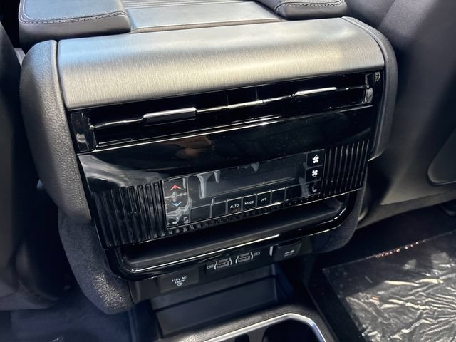 New 2026 Jeep Grand Wagoneer Limited AWD/4WD image 14