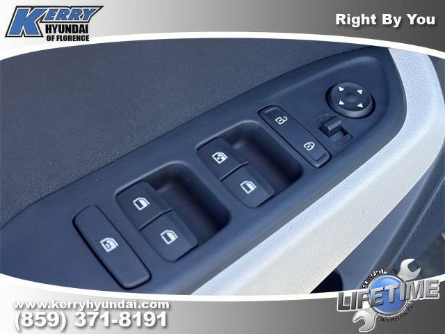 New 2026 Hyundai Venue SEL image 10