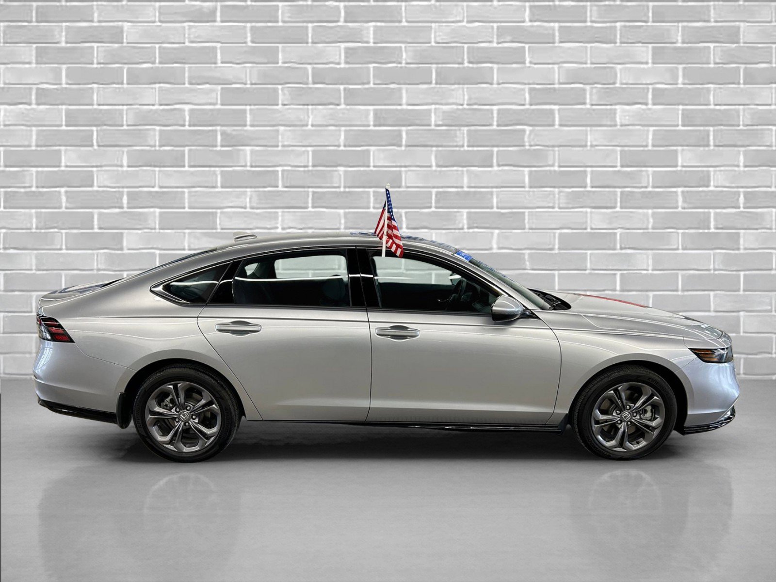 Certified 2025 Honda Accord EX-L image 6