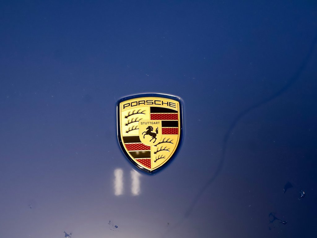 New 2025 Porsche Taycan image 15
