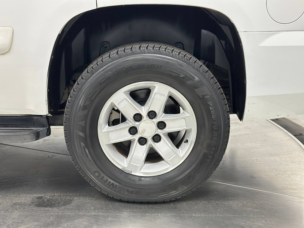 Used 2007 GMC Yukon SLT w/ SLT Preferred Equipment Group AWD/4WD image 25