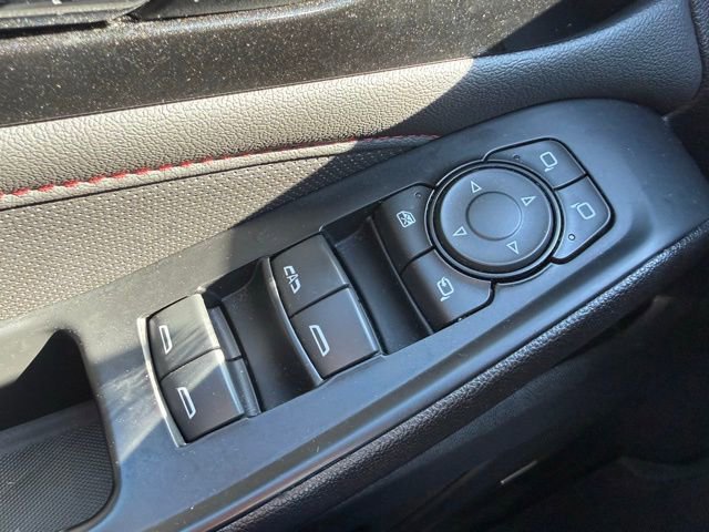 Used 2023 Chevrolet Traverse RS w/ LPO, Floor Liner Package image 23