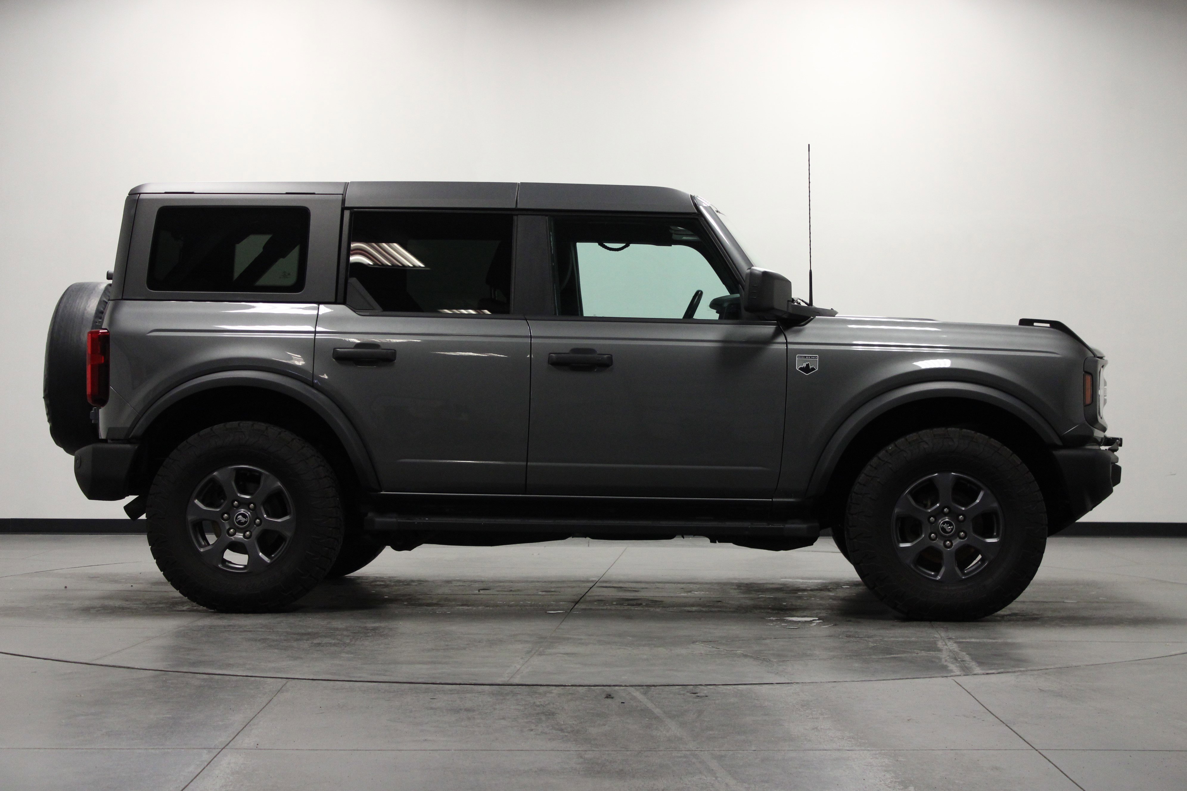 Used 2023 Ford Bronco Big Bend AWD/4WD image 3