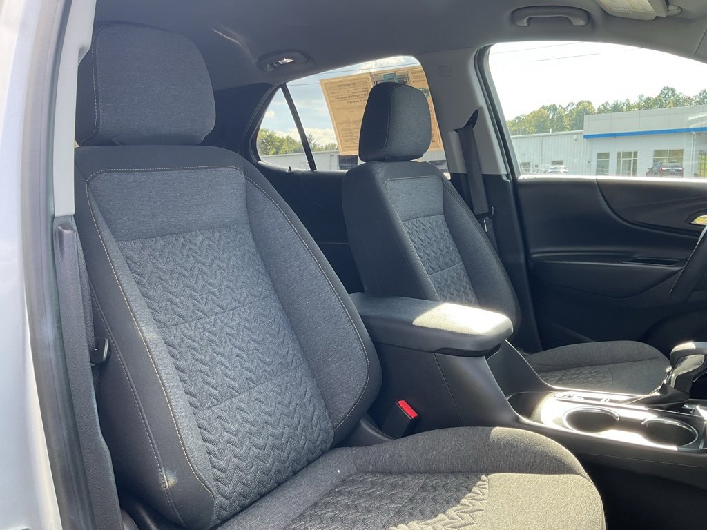 Used 2022 Chevrolet Equinox LT image 19