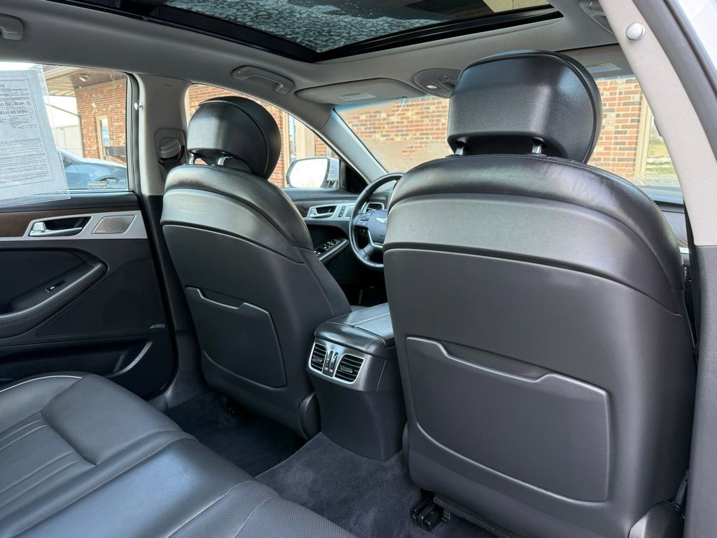 Used 2018 Genesis G80 3.8 w/ Option Group 03 AWD/4WD image 21