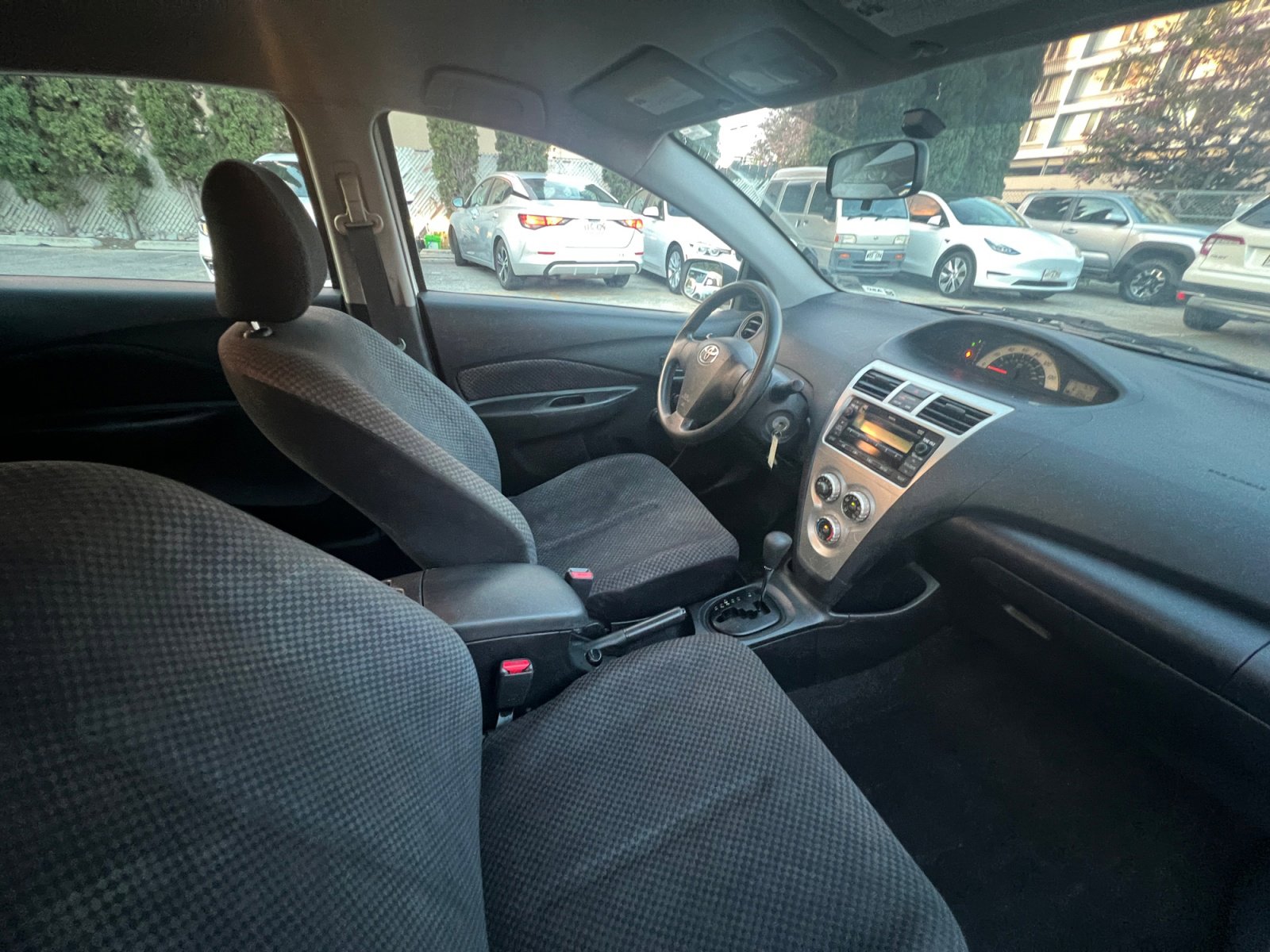 Used 2008 Toyota Yaris Sedan image 25