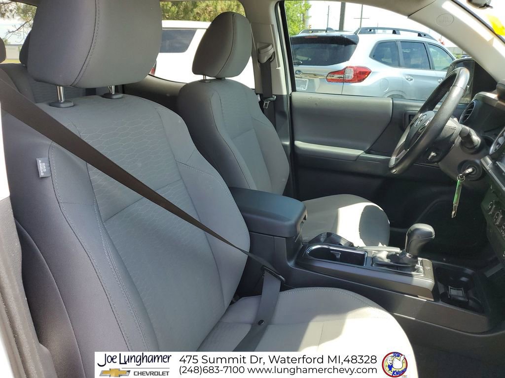 Used 2019 Toyota Tacoma SR5 RWD image 25