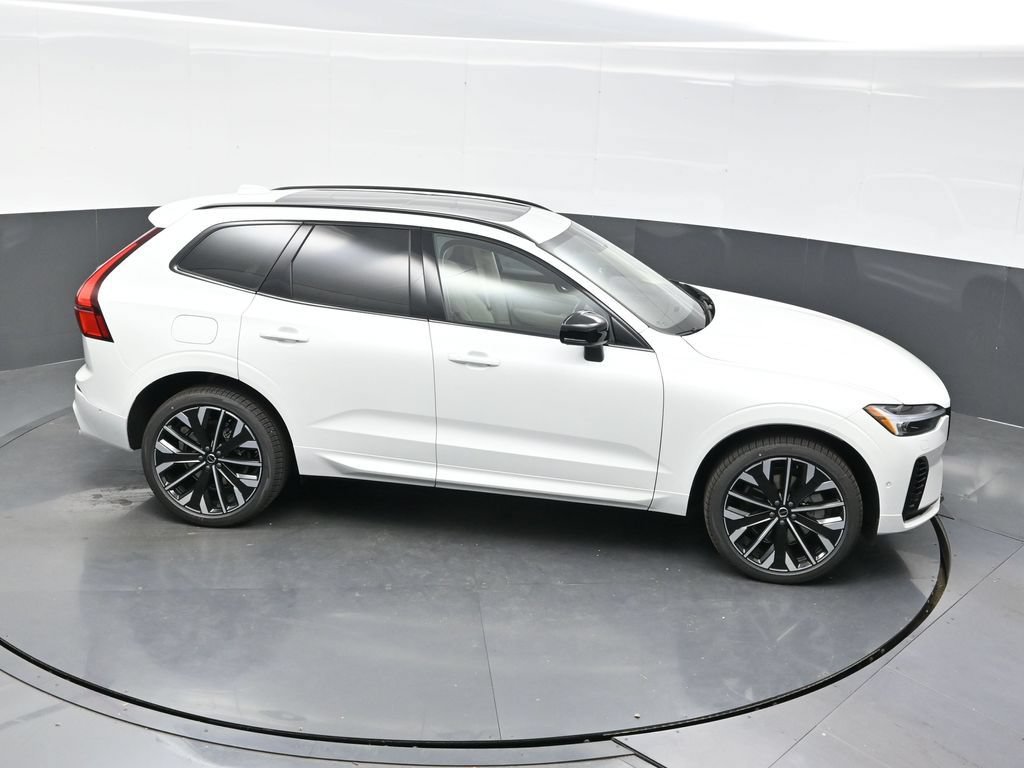 New 2026 Volvo XC60 T8 Ultra w/ Climate Package AWD/4WD image 34