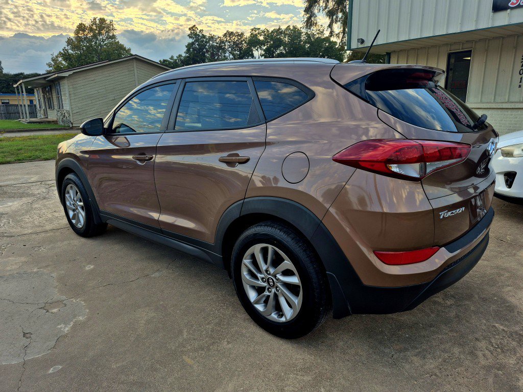 Used 2016 Hyundai Tucson SE w/ Option Group 02 image 4
