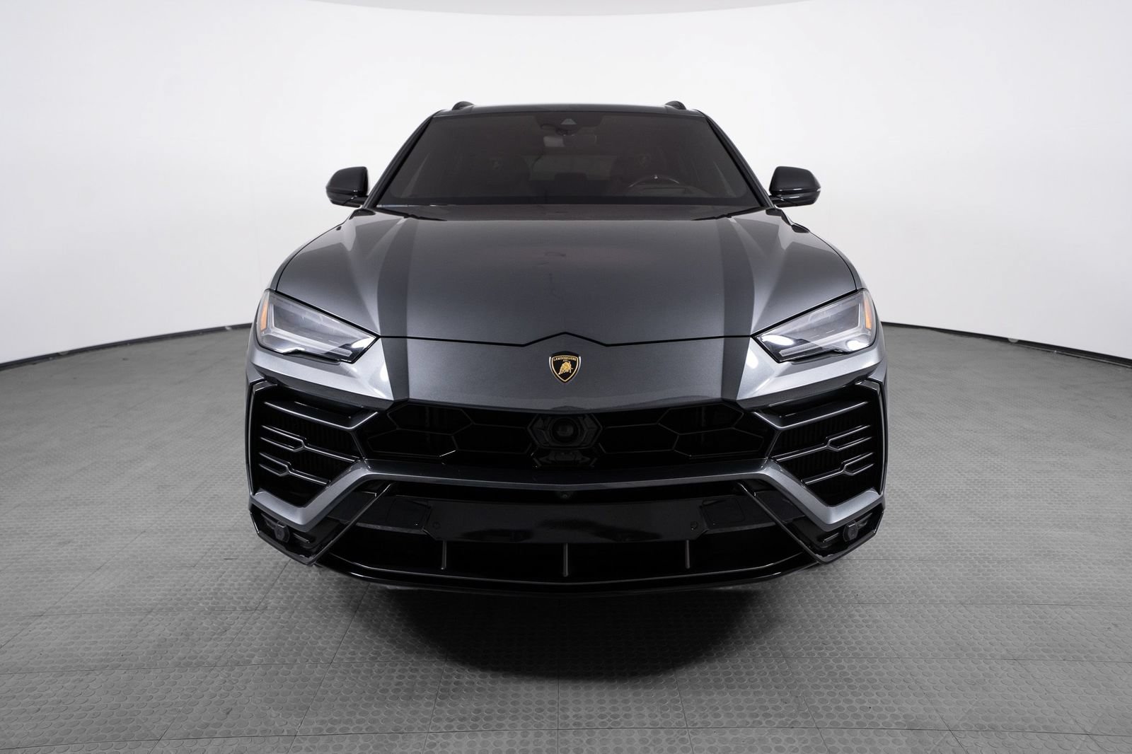 Used 2020 Lamborghini Urus AWD/4WD image 9