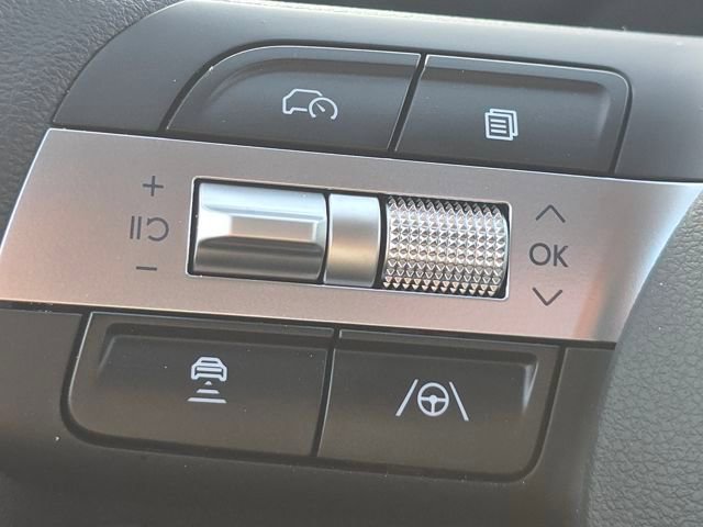 New 2026 Hyundai Tucson SE image 12