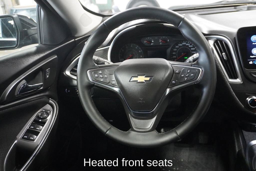 Used 2024 Chevrolet Malibu LT w/ Midnight Edition image 9