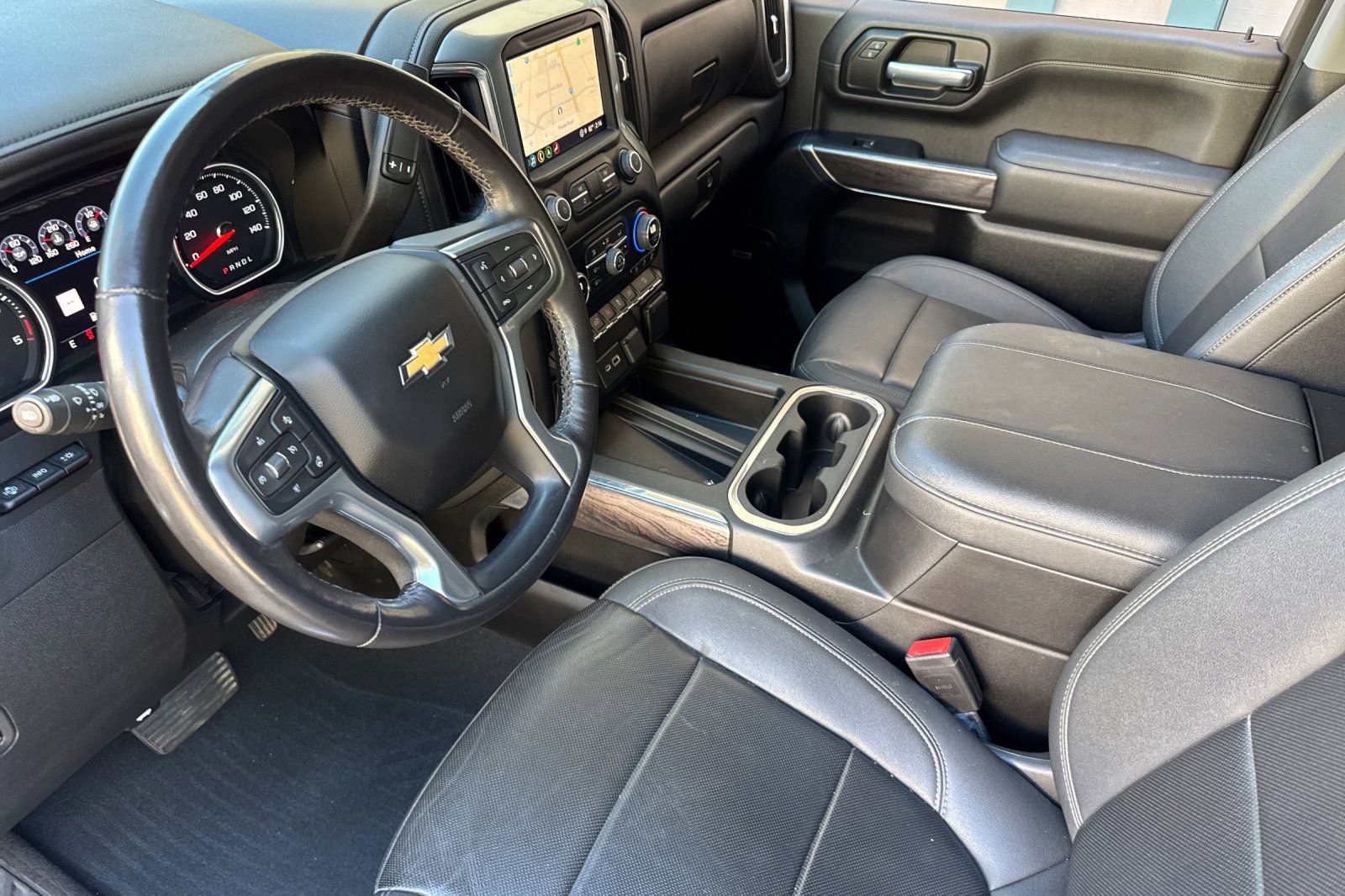 Used 2023 Chevrolet Silverado 2500 LTZ w/ LTZ Premium Package image 11