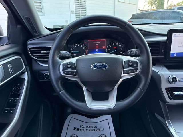 Used 2022 Ford Explorer XLT w/ Equipment Group 202A RWD image 14