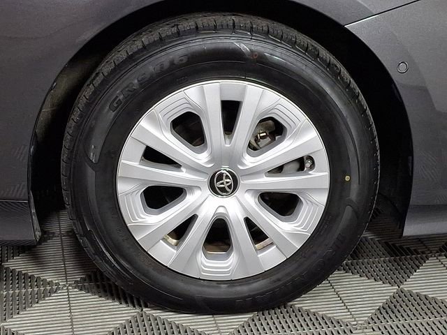 Used 2021 Toyota Prius LE w/ Carpet Mat Package (TMS) image 11