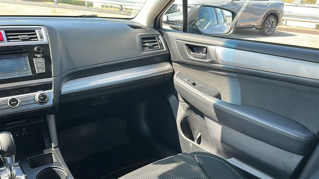 Used 2019 Subaru Outback 2.5i AWD/4WD image 24