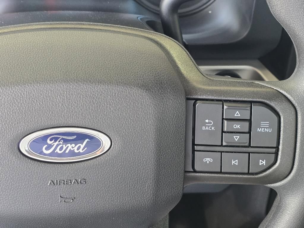 New 2025 Ford F550 4x4 Regular Cab Super Duty image 11