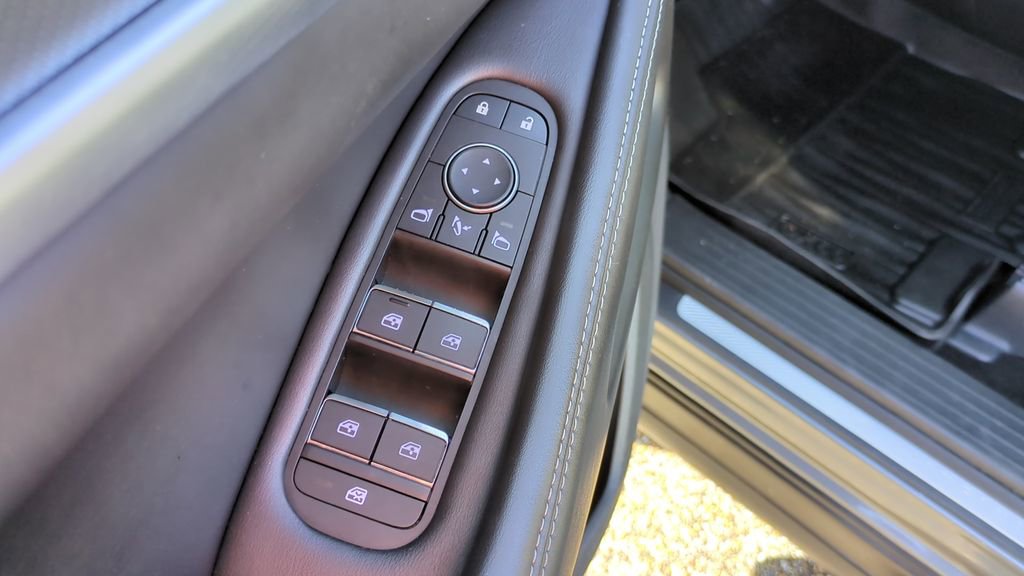 Used 2023 INFINITI QX60 Luxe w/ Cargo Package image 14