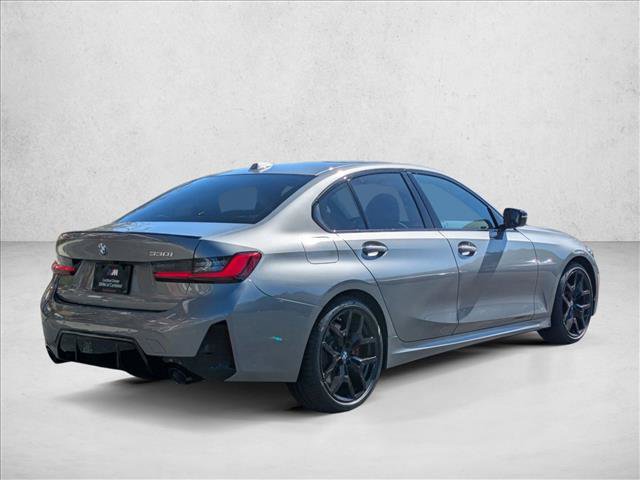 Used 2026 BMW 330i Sedan w/ M Sport Package RWD image 5