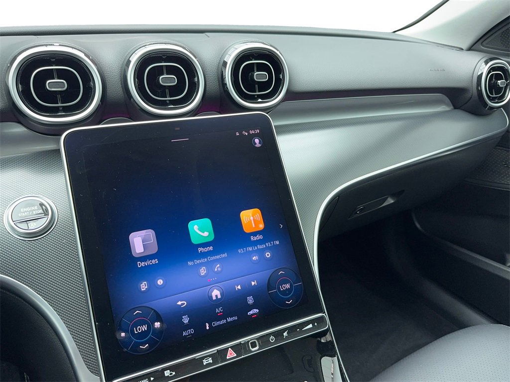 Used 2025 Mercedes-Benz C 300 Sedan image 23