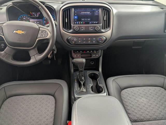 Used 2020 Chevrolet Colorado Z71 image 24