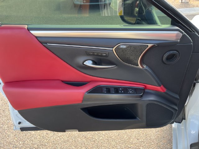 Used 2019 Lexus ES 350 F Sport w/ Accessory Package 2 FWD image 4