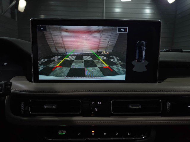 Used 2021 Lincoln Nautilus Reserve image 27