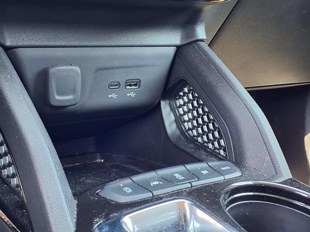 Used 2024 Chevrolet TrailBlazer LT w/ Convenience Package AWD/4WD image 13