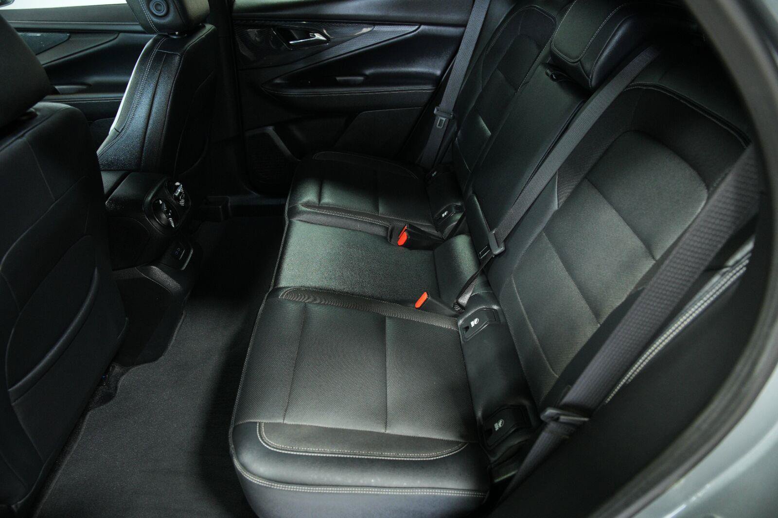 Certified 2024 Chevrolet Blazer EV LT AWD/4WD image 30