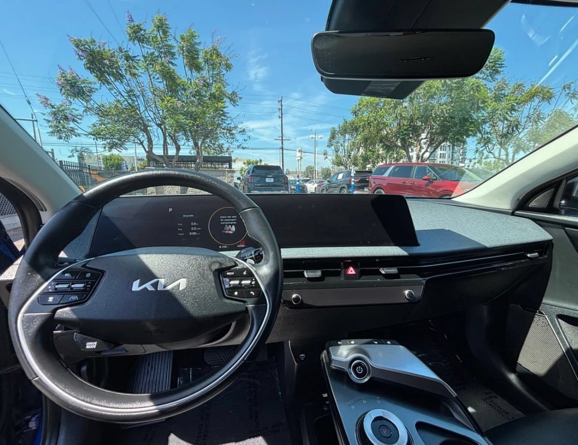 Used 2023 Kia EV6 Wind RWD image 27
